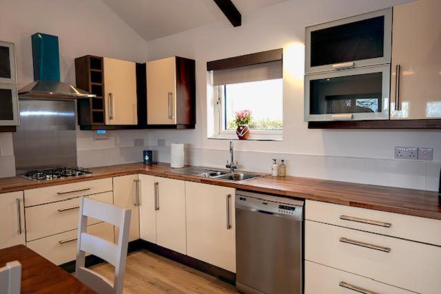 Meadowlane Lodge Cork Ngoại thất bức ảnh